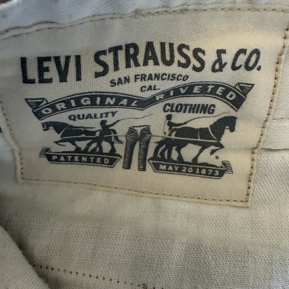 Levi's Khaki Chino Pants - Picture 2 of 5